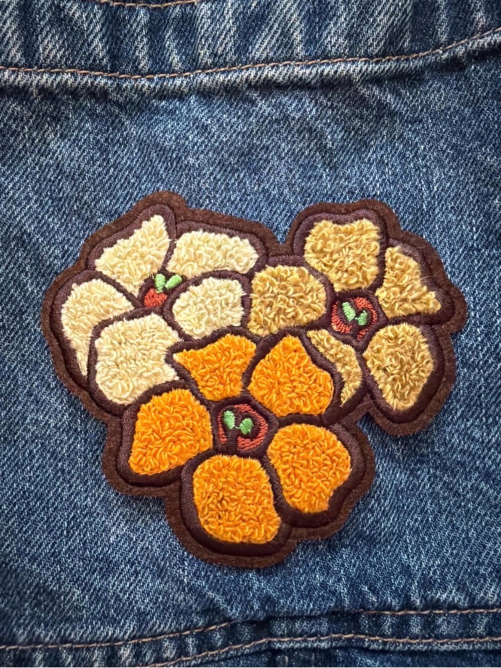 Puakenikeni chenille iron-on patch
